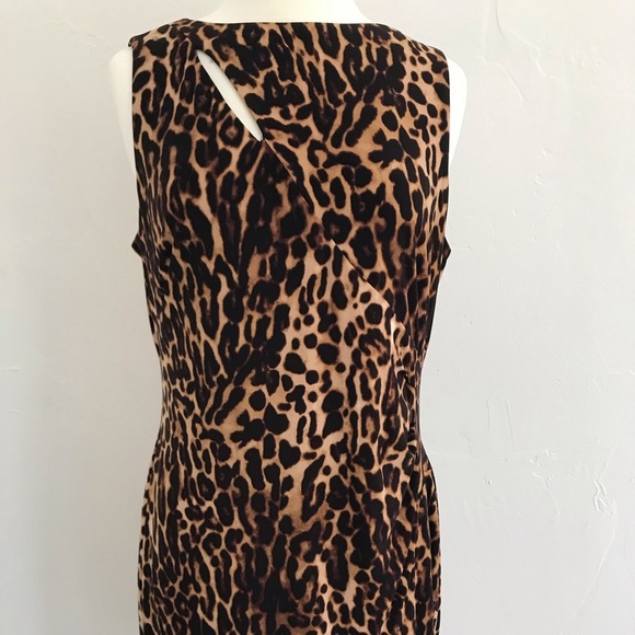 Lauren Leopard Dress - Picture 2 of 8